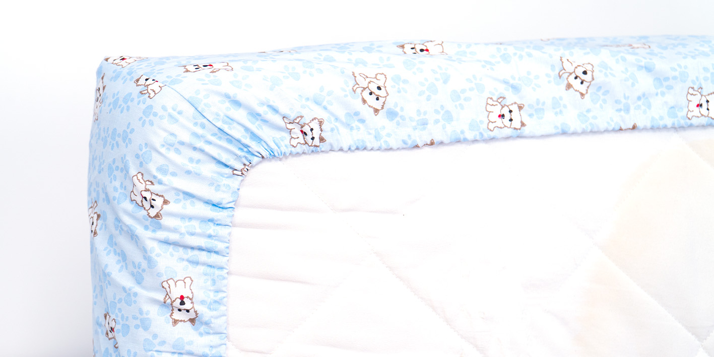 prześcieradło 80x160 łapki niebieskie z gumką